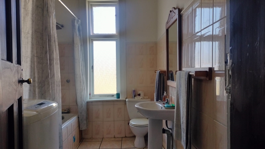 5 Bedroom Property for Sale in Navalsig Free State